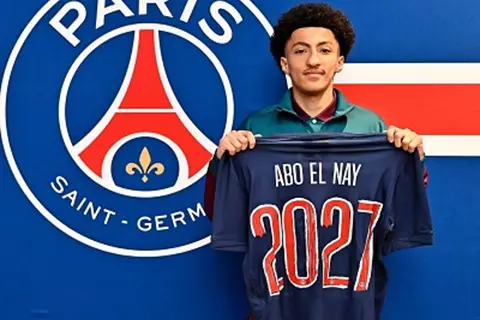 فرنسي لا يمانع تمثيل مصر.. يلا كورة يكشف أسرار رحلة أبو الناي في باريس سان جيرمان (فيديو)